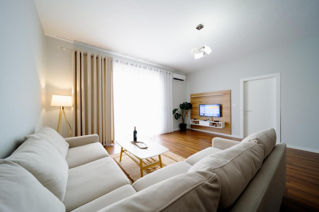 Apartamente 地拉那 外观 照片