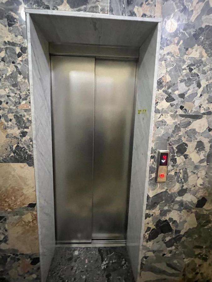 Apartamente 地拉那 外观 照片