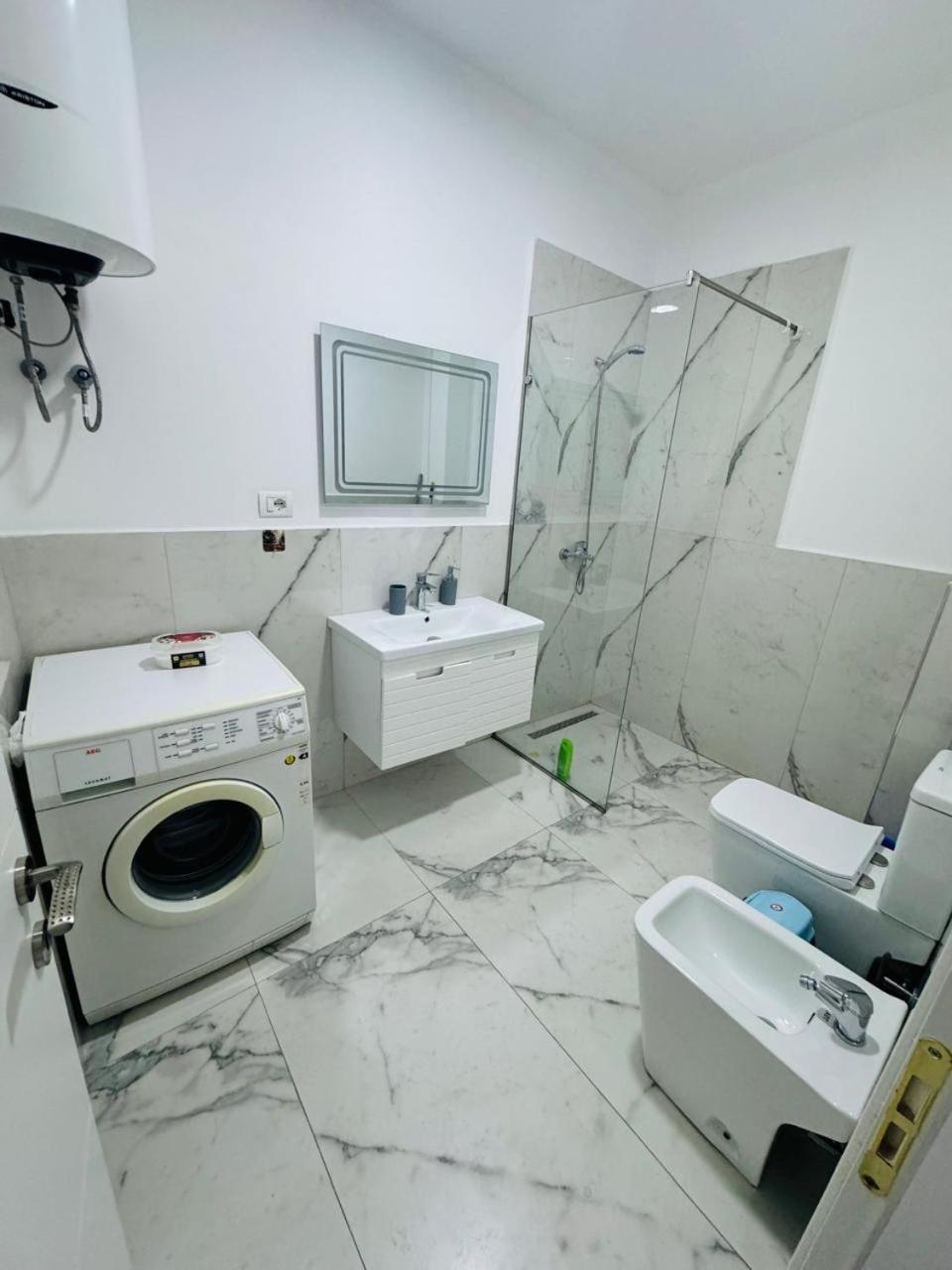 Apartamente 地拉那 外观 照片