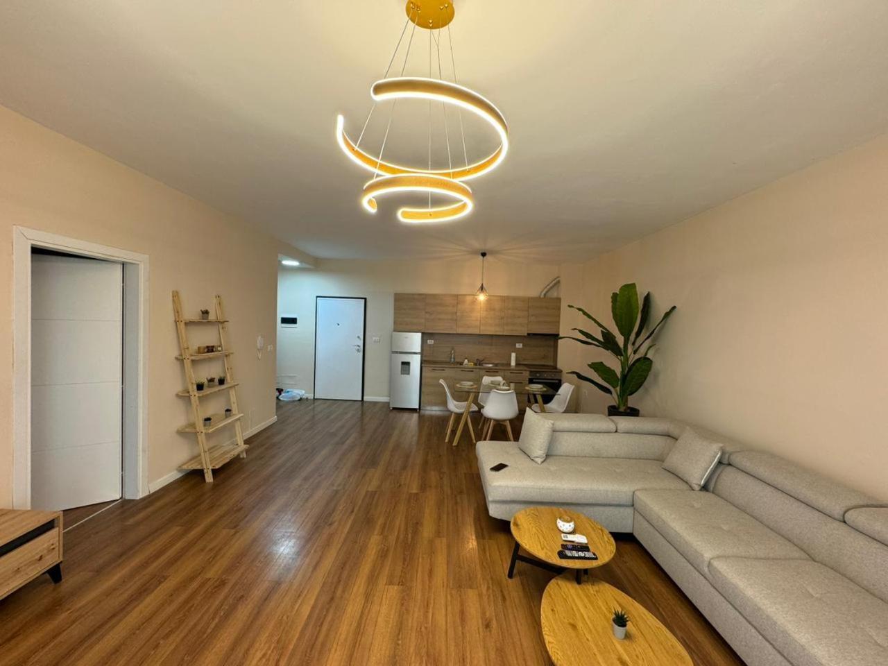 Apartamente 地拉那 外观 照片